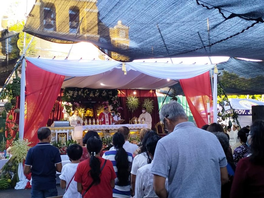 #TresDeMayo #BinatbatanFestival Misa Concelebrada naangay ti Vigan City daytoy ket babaen ti panangidaulo ni Most Rev.Marlo M.Peralta Archbishop ti Nueva Segovia a binayabayan dagiti papadi.